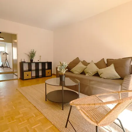 Living Cozy In Apartament Berno